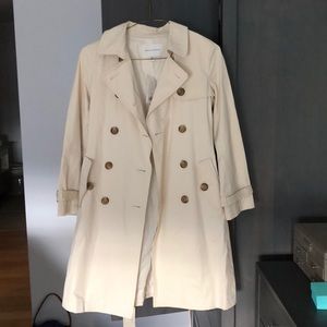 Banana republic cream trench coat